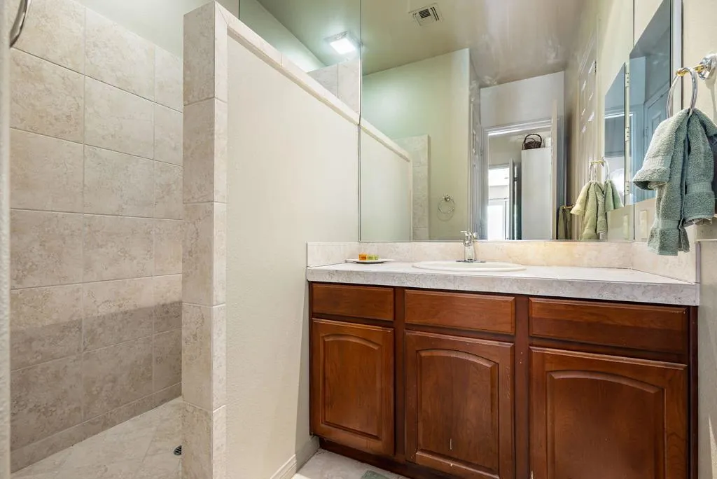 54385 Avenida Madero, La Quinta, California 92253 home-pic-37