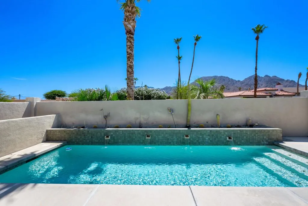 54385 Avenida Madero, La Quinta, California 92253 home-pic-14