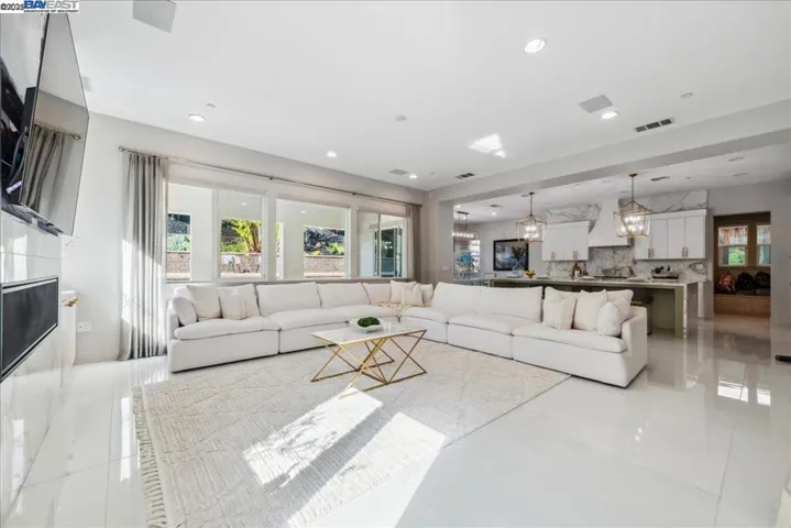 1797 Porcellano Way, Dublin, California 94568