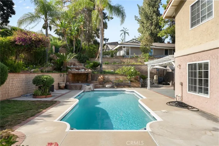 439 Acaso Drive, Walnut, California 91789