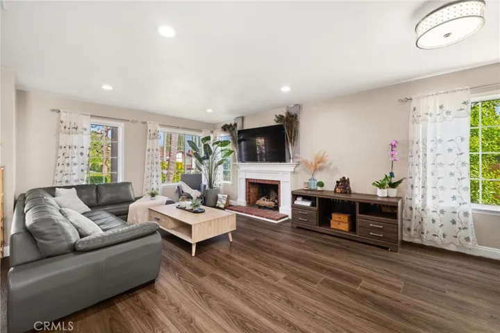 439 Acaso Drive, Walnut, California 91789