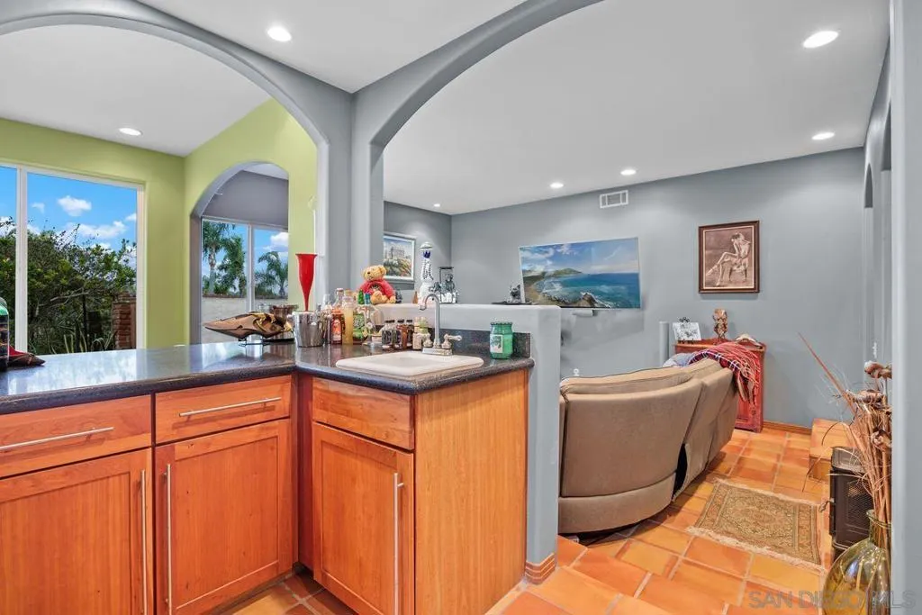 2238 Oceanview Rd, Oceanside, California 92056 home-pic-29