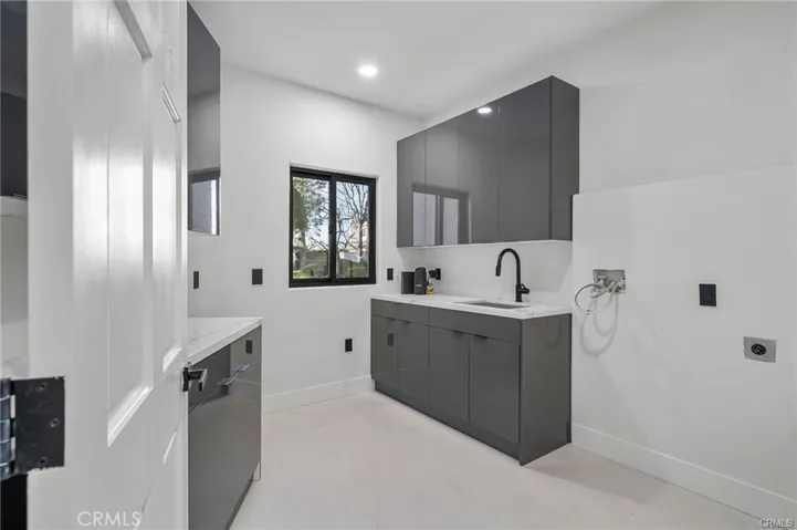 7460 E Hummingbird Circle, Anaheim Hills, California 92808