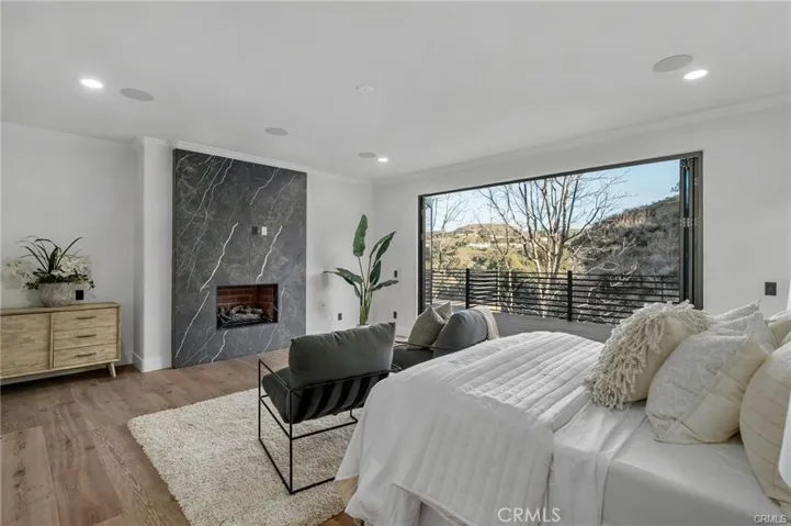 7460 E Hummingbird Circle, Anaheim Hills, California 92808