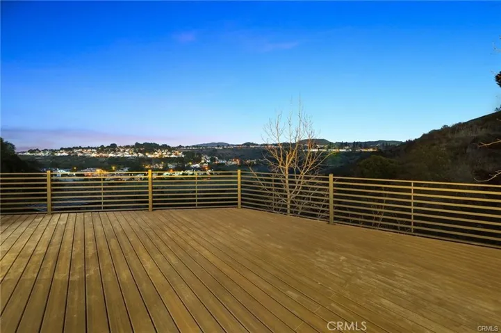 7460 E Hummingbird Circle, Anaheim Hills, California 92808