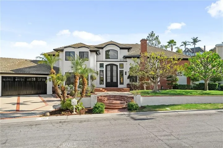 7460 E Hummingbird Circle, Anaheim Hills, California 92808