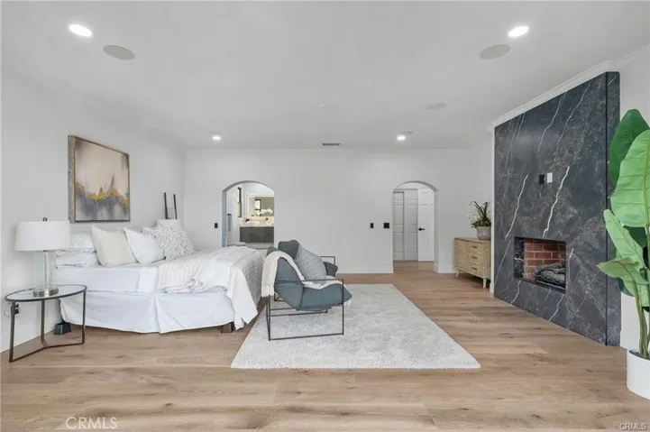 7460 E Hummingbird Circle, Anaheim Hills, California 92808