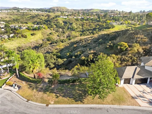 7460 E Hummingbird Circle, Anaheim Hills, California 92808