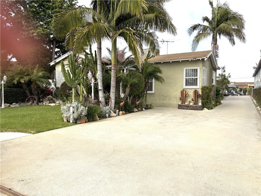 10914 S Osage Avenue, Inglewood, California 90304, ,Residential Income,For Sale,Osage,RS25135916