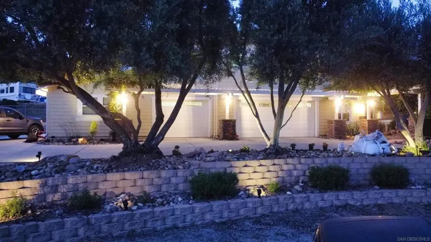 10505 Valle Vista Rd, Lakeside, California 92040
