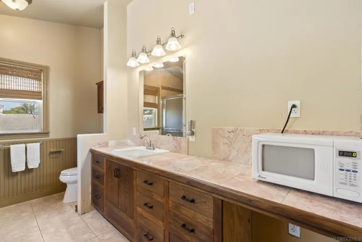 10505 Valle Vista Rd, Lakeside, California 92040