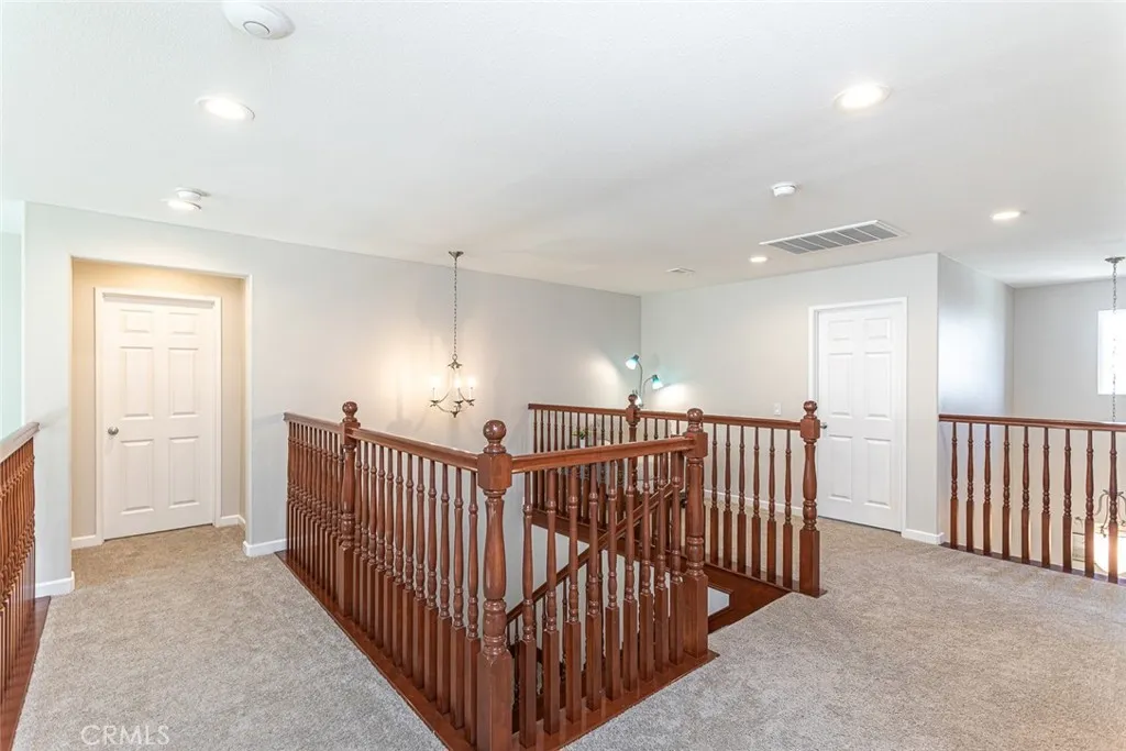 17122 Broken Rock Court, Riverside, California 92503 home-pic-18