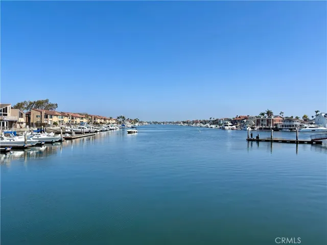 4791 Lago Drive 304, Huntington Beach, California 92649