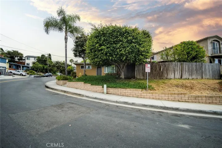154 Avenida Florencia, San Clemente, California 92672