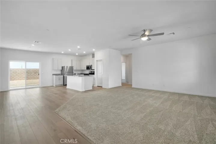 12199 Del Sur Street, Victorville, California 92392