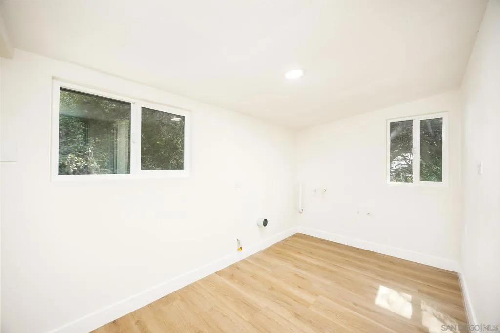 678 Robby Way, Fallbrook, California 92028 home-pic-23