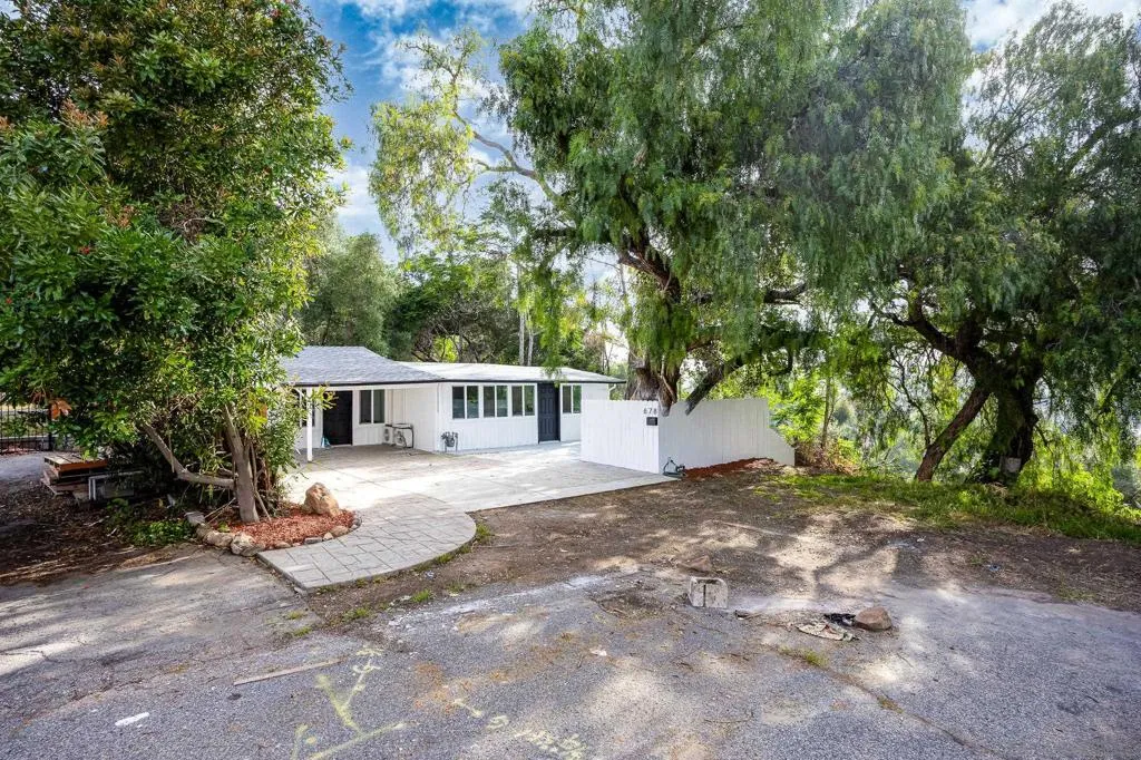 678 Robby Way, Fallbrook, California 92028 home-pic-33