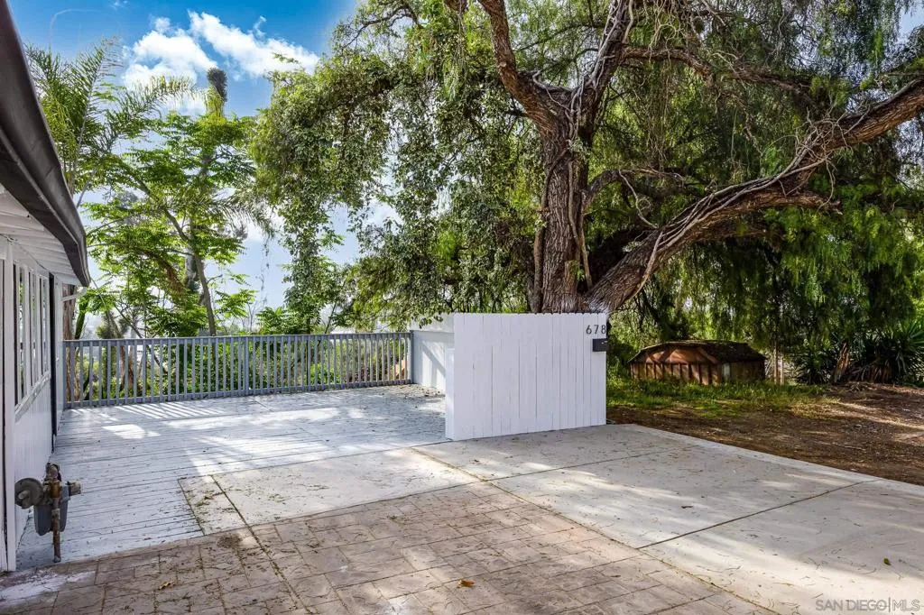 678 Robby Way, Fallbrook, California 92028 home-pic-25
