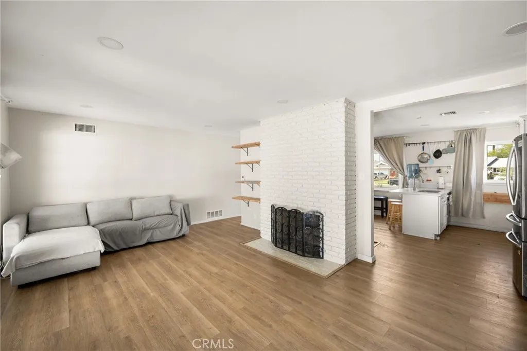 4349 Salerno Drive, Riverside, California 92503 home-pic-15