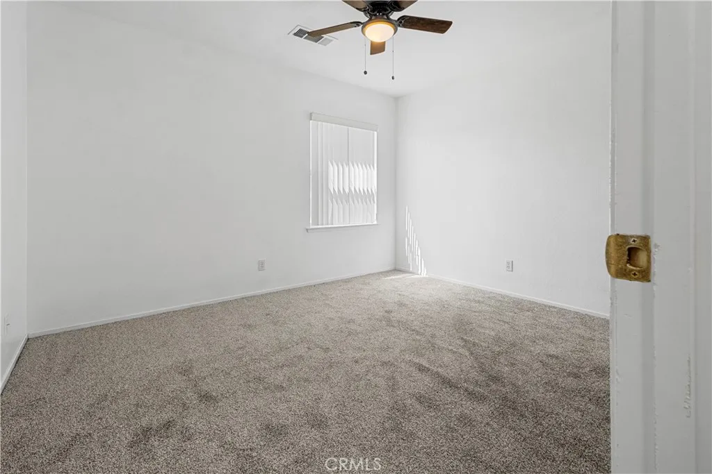 385 E Valley Street, Coalinga, California 93210 home-pic-14