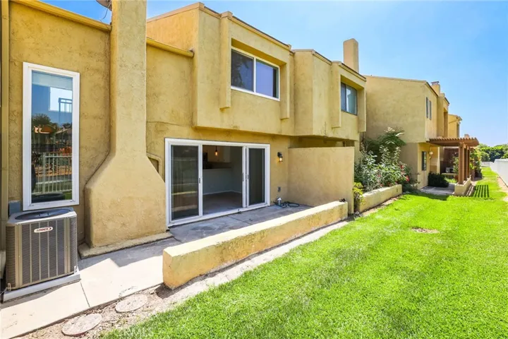 19659 Monteano Lane, Yorba Linda, California 92886