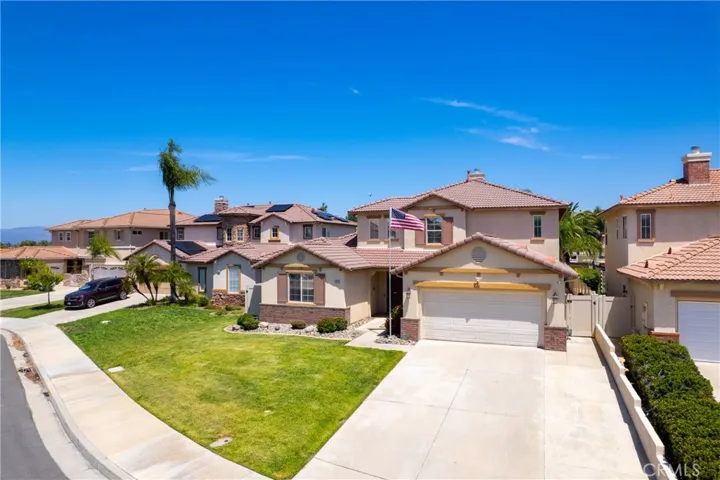 29248 Oakmont Court, Murrieta, California 92563
