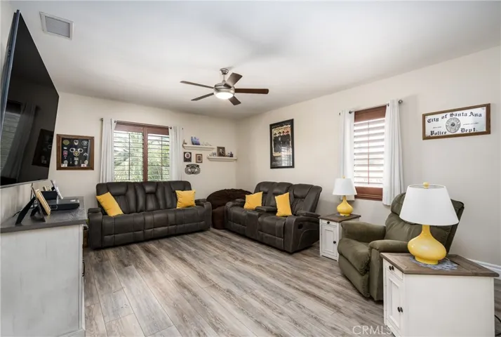 29248 Oakmont Court, Murrieta, California 92563