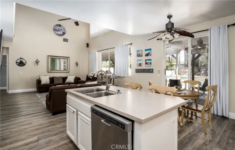 29248 Oakmont Court, Murrieta, California 92563
