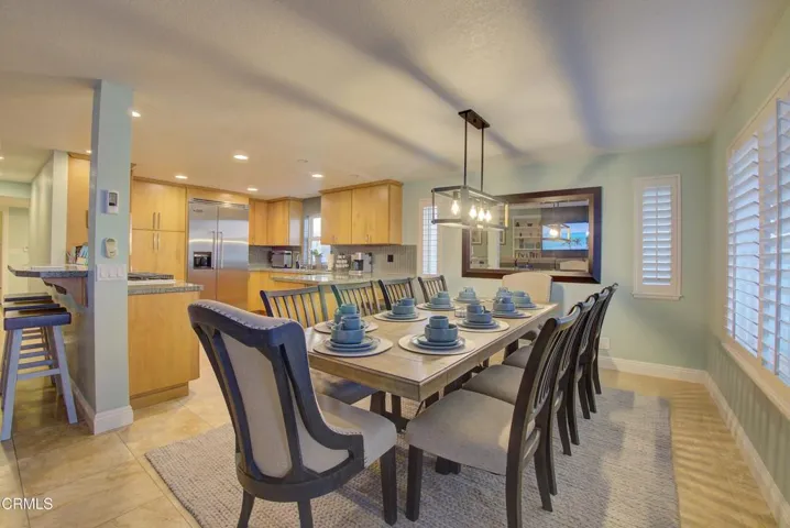 Dining Area 2