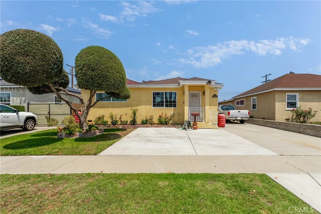 15316 Flallon Avenue, Norwalk, California 90650, ,Residential Income,For Sale,Flallon,IV25136236