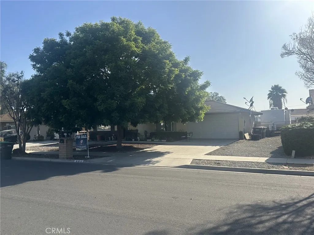 621 Brian Street, Hemet, California 92544 home-pic-5