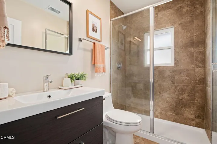 15 - Primary Bathroom