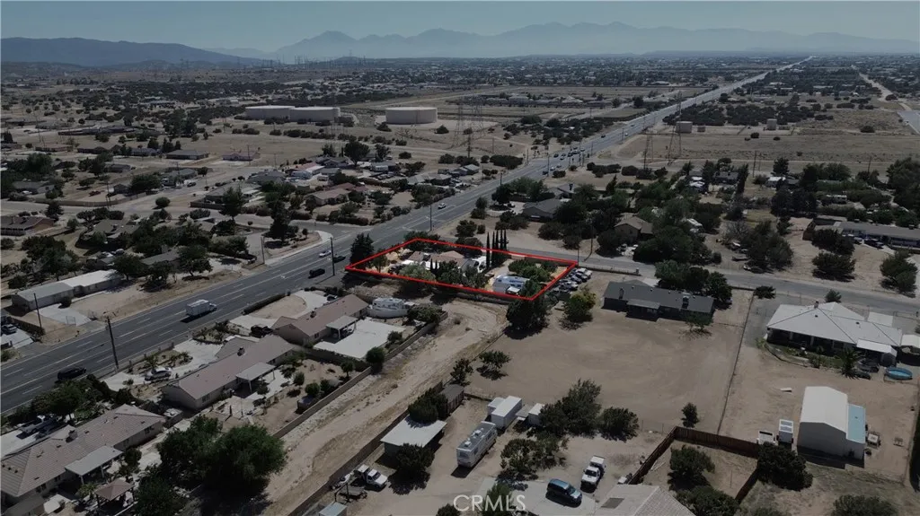 7323 Oakwood, Hesperia, California 92345 home-pic-5