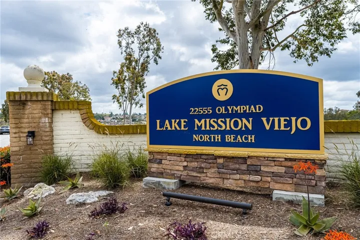 Enjoy Lake privileges with home ownership