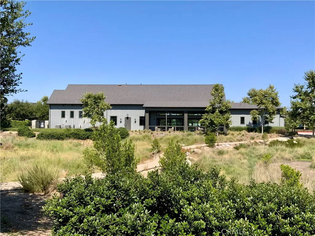 2617 E Tatum Lane, Ontario, California 91762 home-pic-3