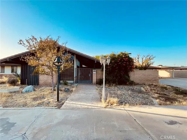 34306 7th Standard Road, Bakersfield, California 93314
