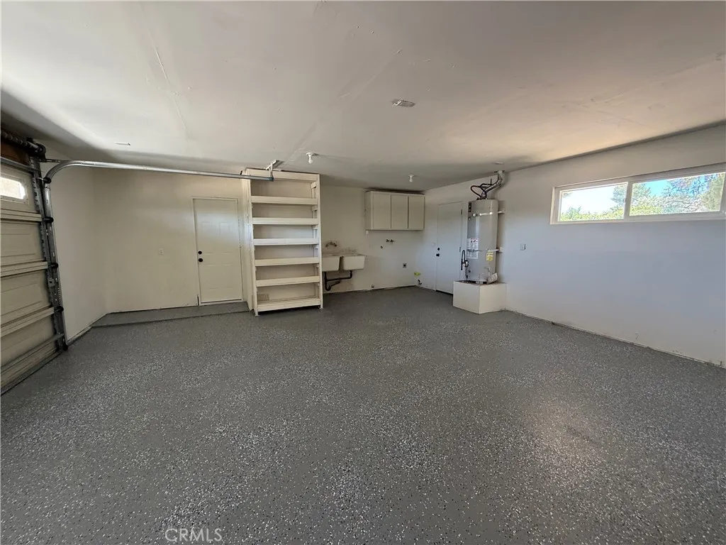 20219 Osseo Road, Apple Valley, California 92308 home-pic-24