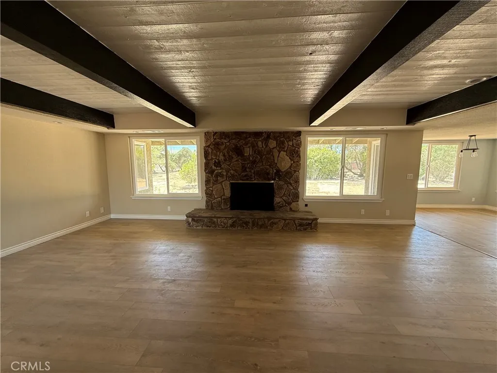 20219 Osseo Road, Apple Valley, California 92308 home-pic-25