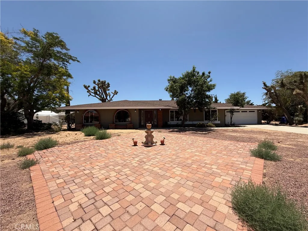 20219 Osseo Road, Apple Valley, California 92308 home-pic-31