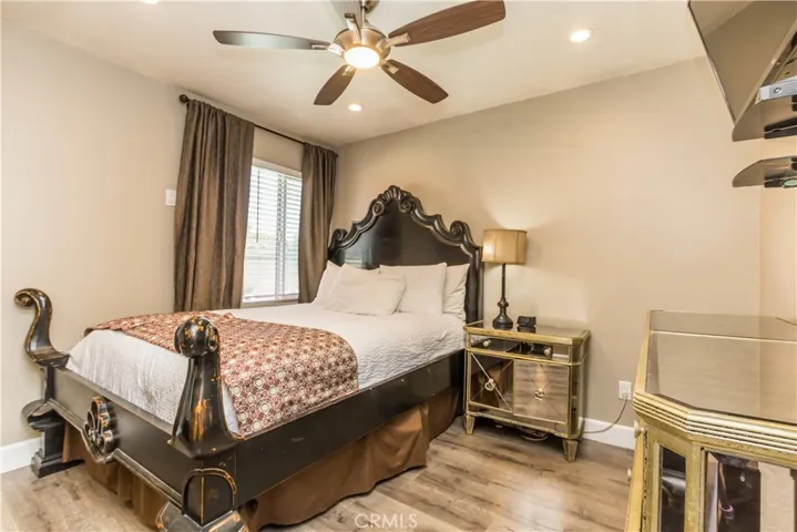 8072 San Marino Drive, Buena Park, California 90620