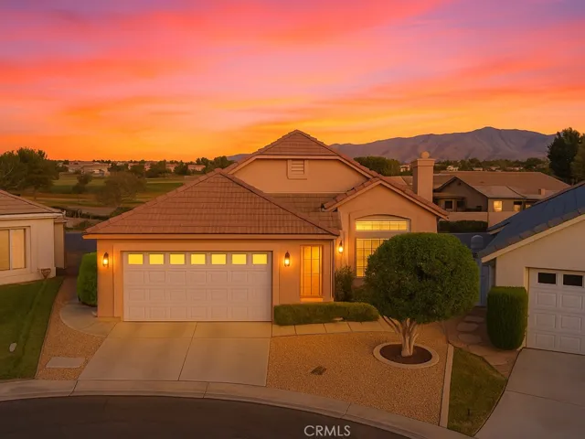 19553 Northstar Court, Apple Valley, California 92307