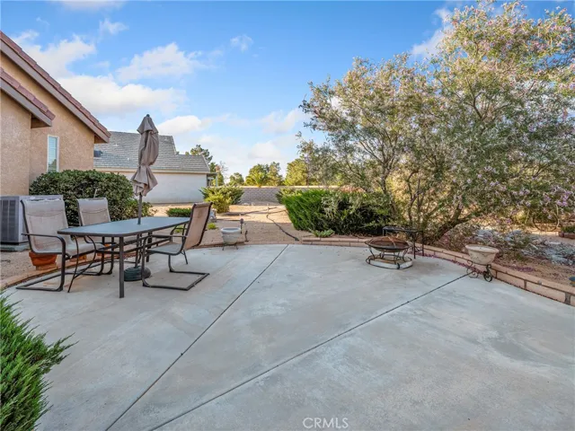 19553 Northstar Court, Apple Valley, California 92307