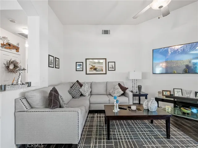 19553 Northstar Court, Apple Valley, California 92307