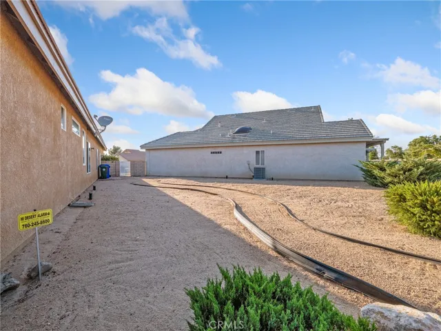 19553 Northstar Court, Apple Valley, California 92307