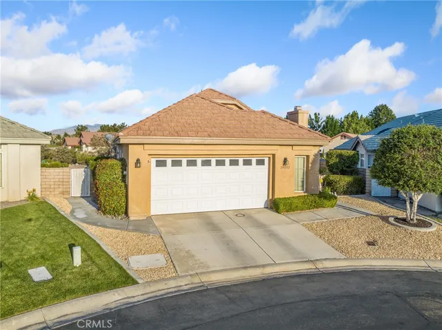 19553 Northstar Court, Apple Valley, California 92307