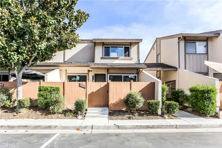 1642 Avenida Selva 75, Fullerton, California 92833