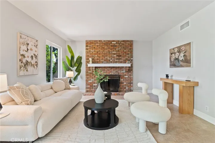 23761 Singapore Street, Mission Viejo, California 92691