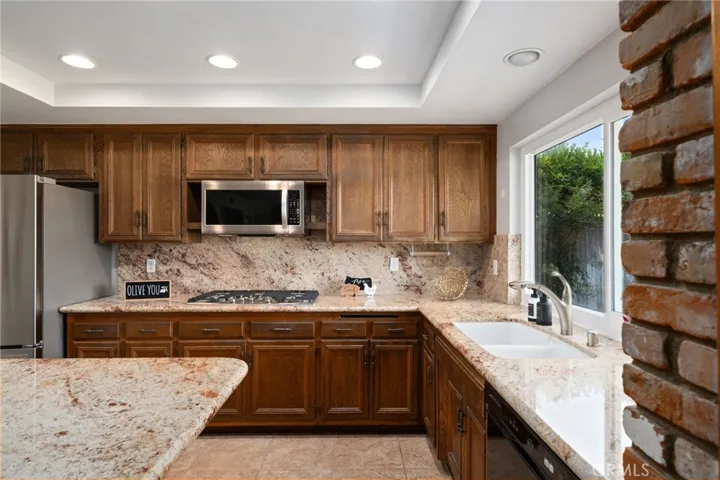 23761 Singapore Street, Mission Viejo, California 92691