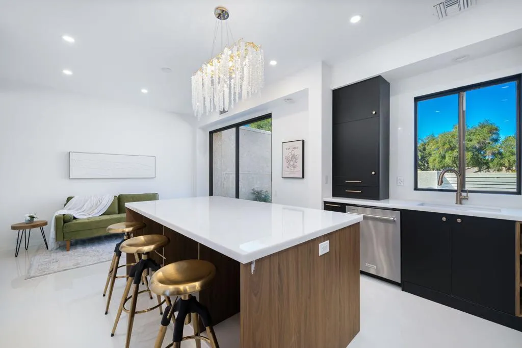 552 Desert W Drive, Rancho Mirage, California 92270 home-pic-15