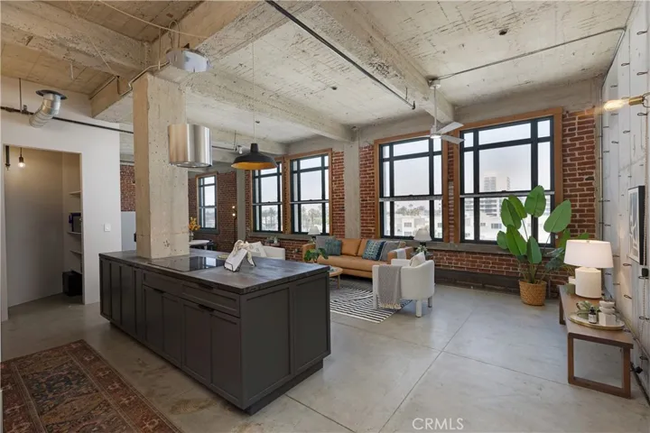 100 W 5th Street 5a, Long Beach, California 90802